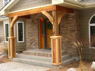 Как изготовить крыльцо для деревянного дома?