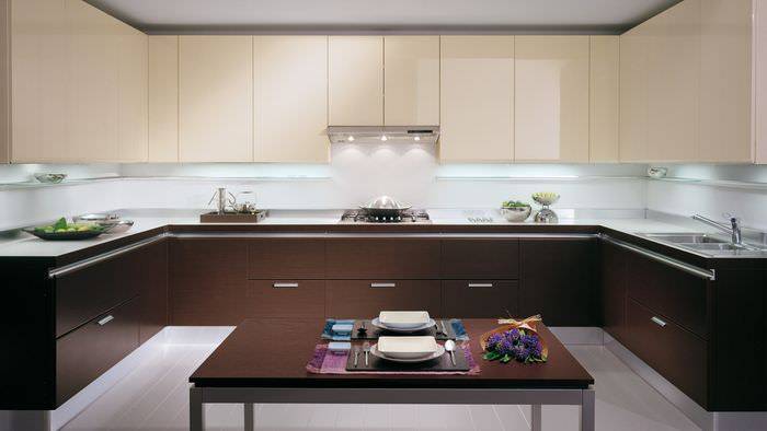 Дизайн квадратной кухни (54 фото): варианты планировки кухни под квадрат, проекты интерьера с балконом и диваном, идеи оформления большой и мини-кухни