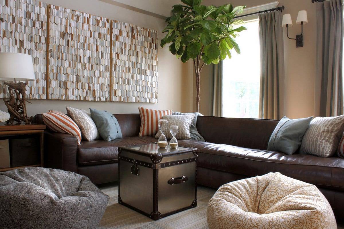 Коричневый диван в интерьере: особенности и правила сочетания