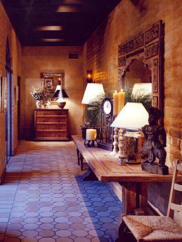 Испанский стиль в интерьере (63 фото): дизайн кухни, ванной и других комнат в квартире, выбор плитки на пол, мебели и дверей