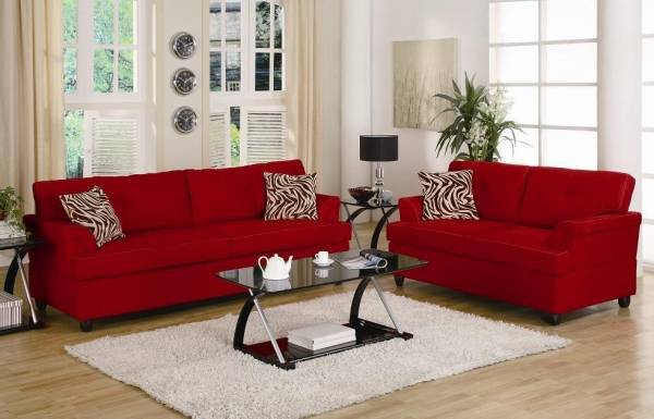 Розовый диван в интерьере: мебель с игривым настроением