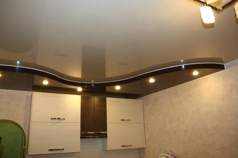 Натяжные потолки на кухню: 50+ фото удачного дизайна