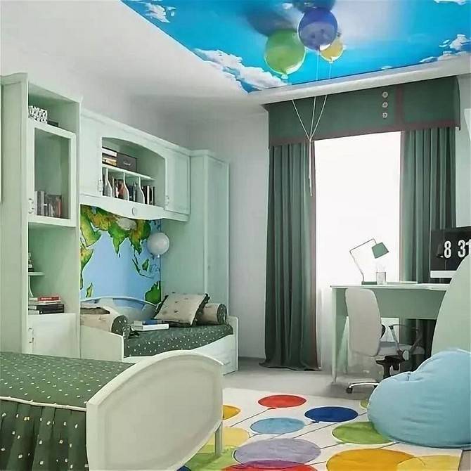 Натяжной потолок в детскую комнату для мальчика (32 фото): особенности выбора материала в спальню для подростка