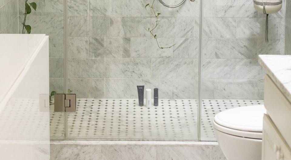Ванная с душевой: варианты размещения, стильные идеи и оригинальные решения оформления ванной (130 фото)