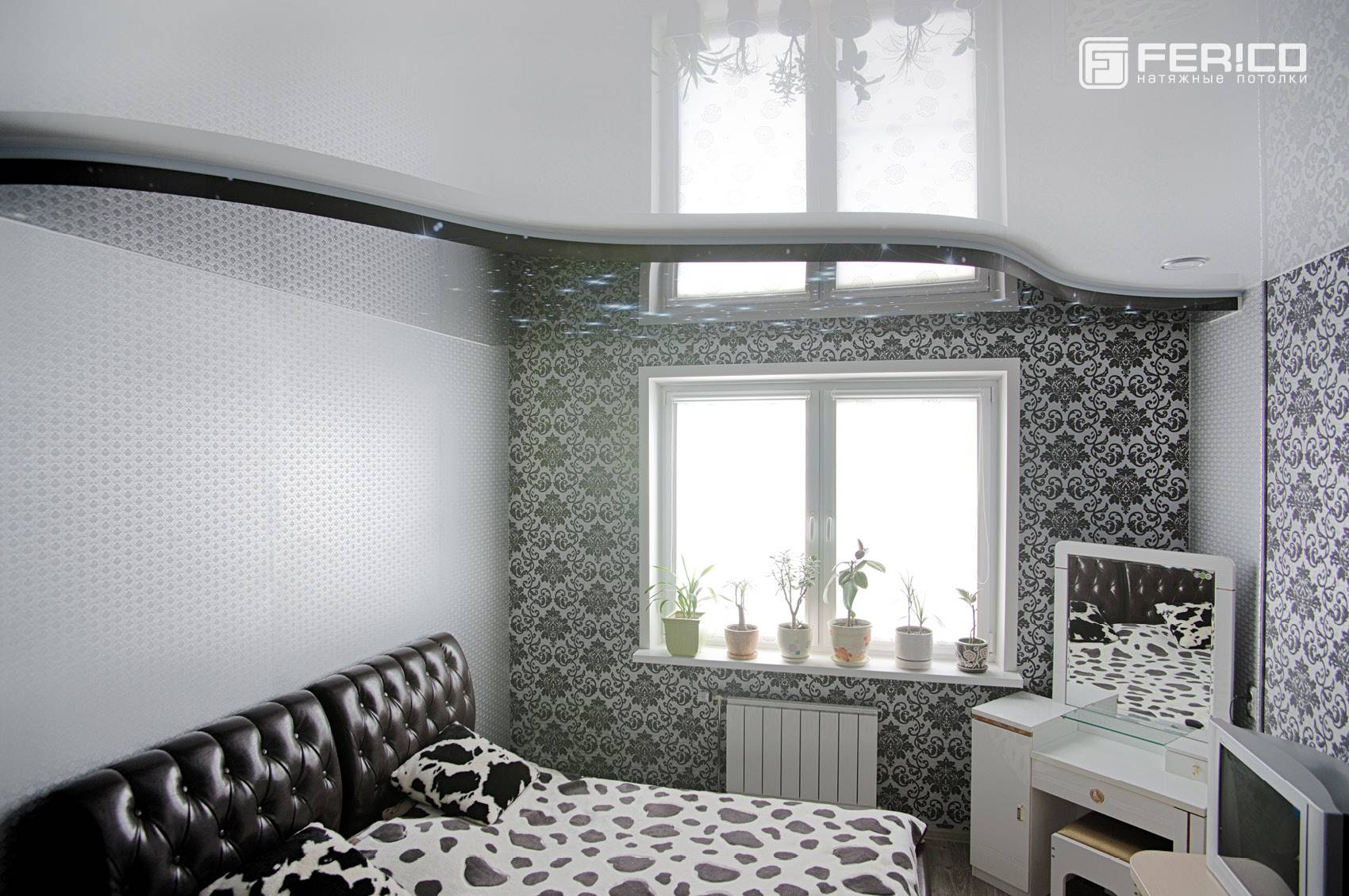 Особенности и варианты освещения спальни с натяжными потолками