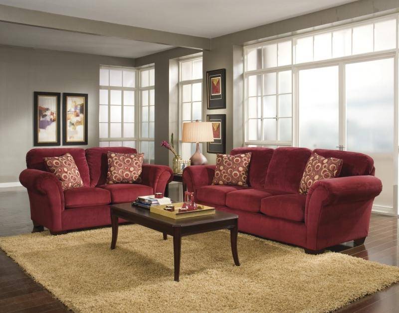 Красный диван: использование ярких акцентов и подбор комфортабельных конструкций (80 фото)