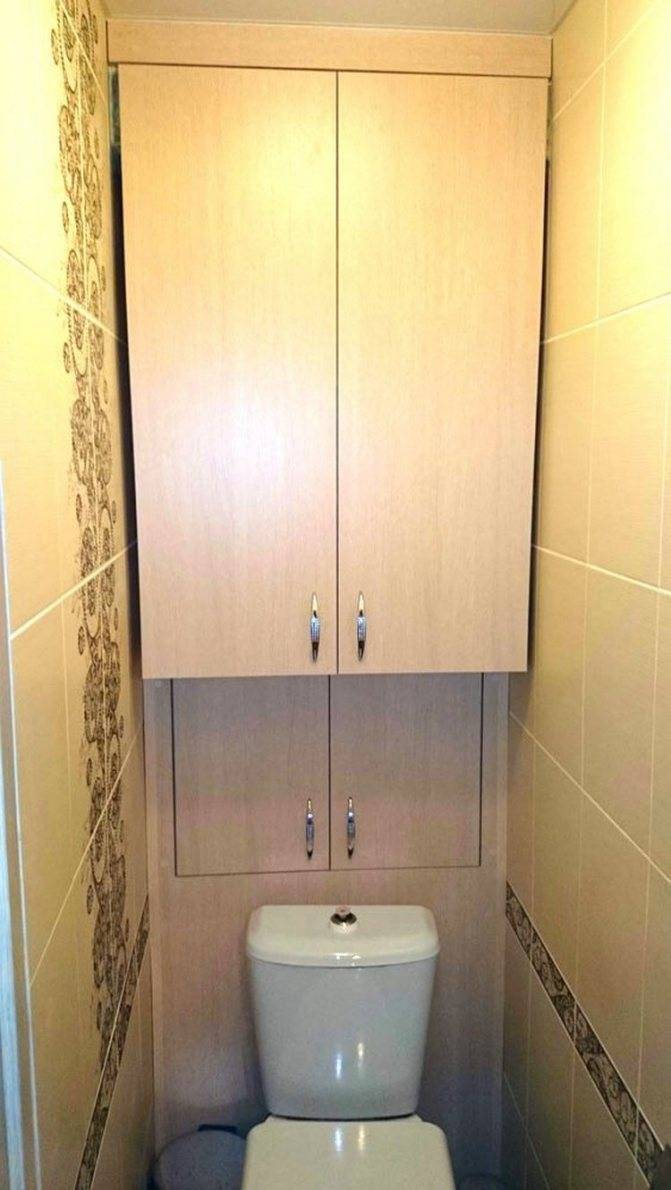 Шкафчики и полочки в туалете