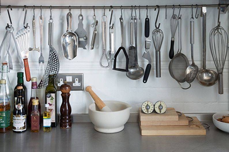 Рейлинги для кухни: функциональная система для современных кухонь (90+ реальных фото)