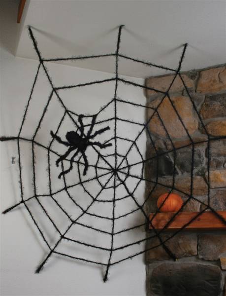 Как сделать паутину на хэллоуин ·