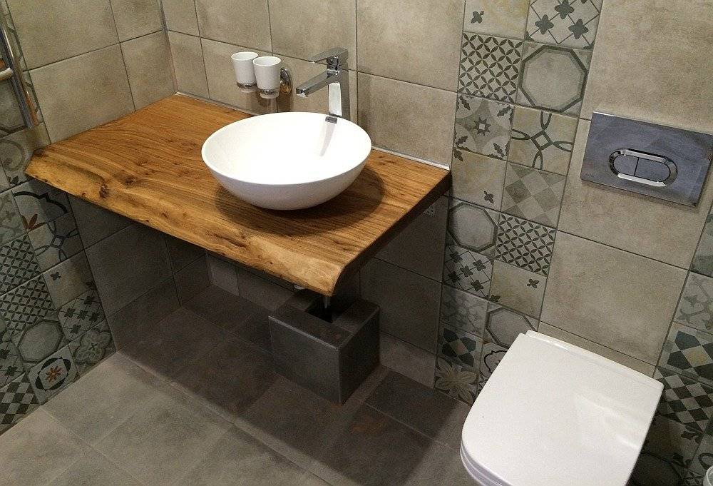 Столешница для ванной комнаты под раковину 82 фото установка и крепление модели из дерева или плитки, как крепить и чем врезать умывальник