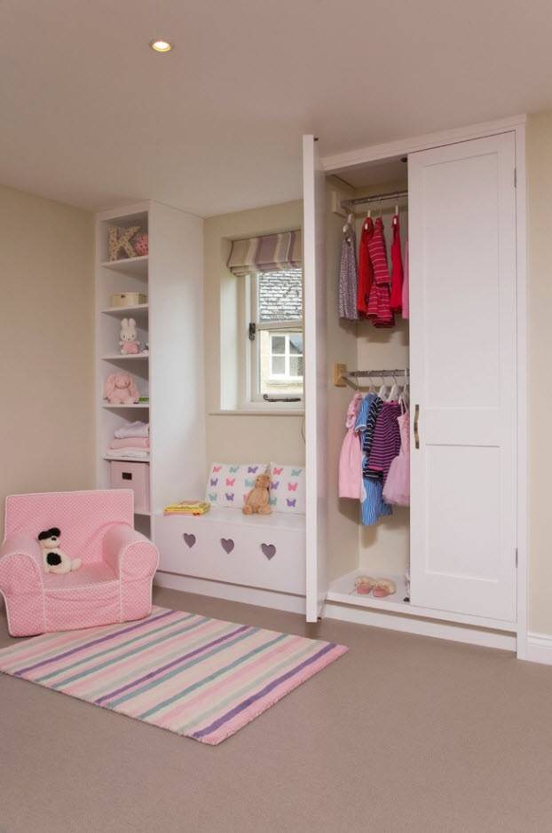 Распашные шкафы (70 фото): выбираем в спальню двухстворчатые и трехстворчатые модели с полками и штангой, зеркалом и антресолью