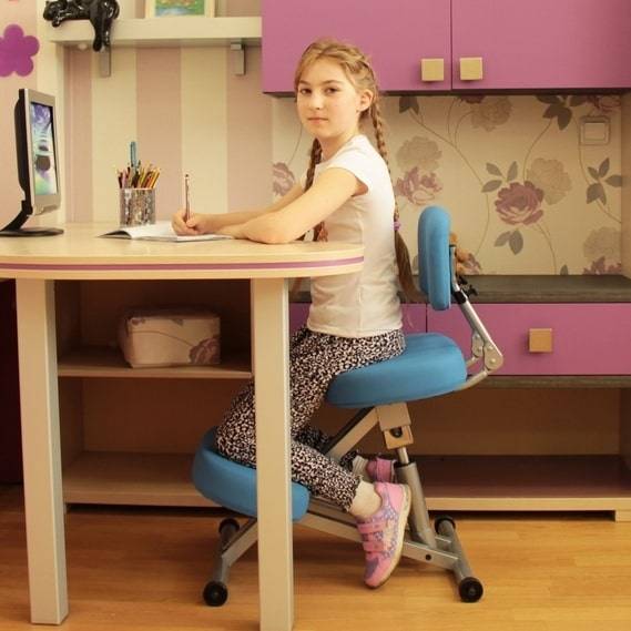 Советы по выбору стульев для письменных столов в детскую комнату