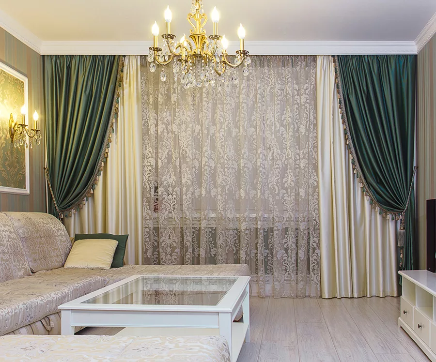 Как подобрать шторы в зал? 61 фото советы дизайнера. какой цвет тюля выбрать в гостиную? как правильно подбирать занавески к интерьеру?