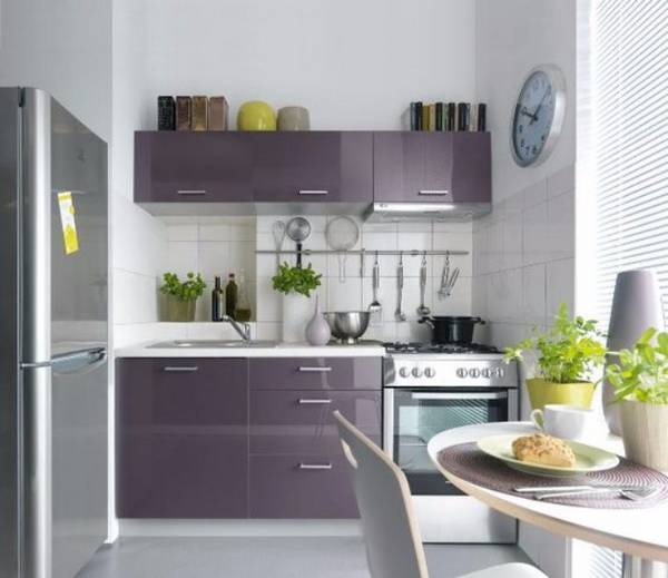 Дизайн маленькой кухни 2021: креативные идеи по преображению небольшого пространства (фото)