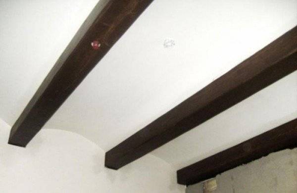 Стильные декоративные балки на потолок: современное преображение средневекового наследия