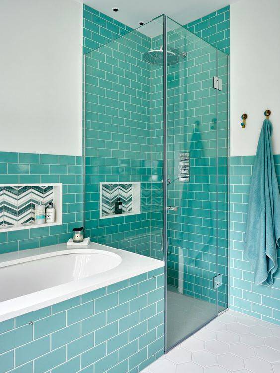 Бирюзовая ванная комната — 75 фото-идей
