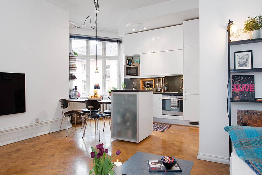 Кухня-студия в «хрущевке» (57 фото): дизайн однокомнатной квартиры и переделка двухкомнатной в студию, варианты интерьера