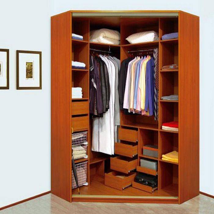 Встроенный шкаф в прихожую — 105 фото примеров современного дизайна и особенности его применения в интерьере